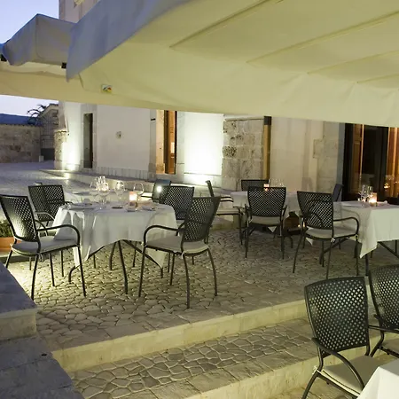 Hotel Relais Torre Marabino 3*